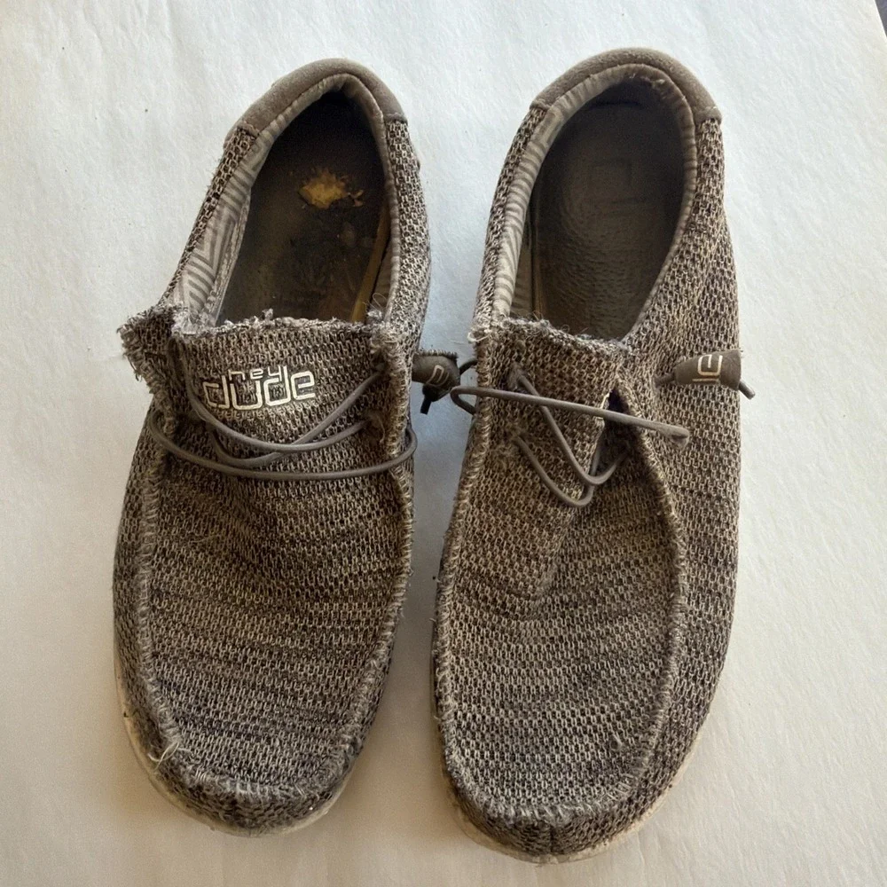 Hey Dude Wally Shoes Men's 11 Beige Tan Comfort Moc Boat Loafer Sneakers